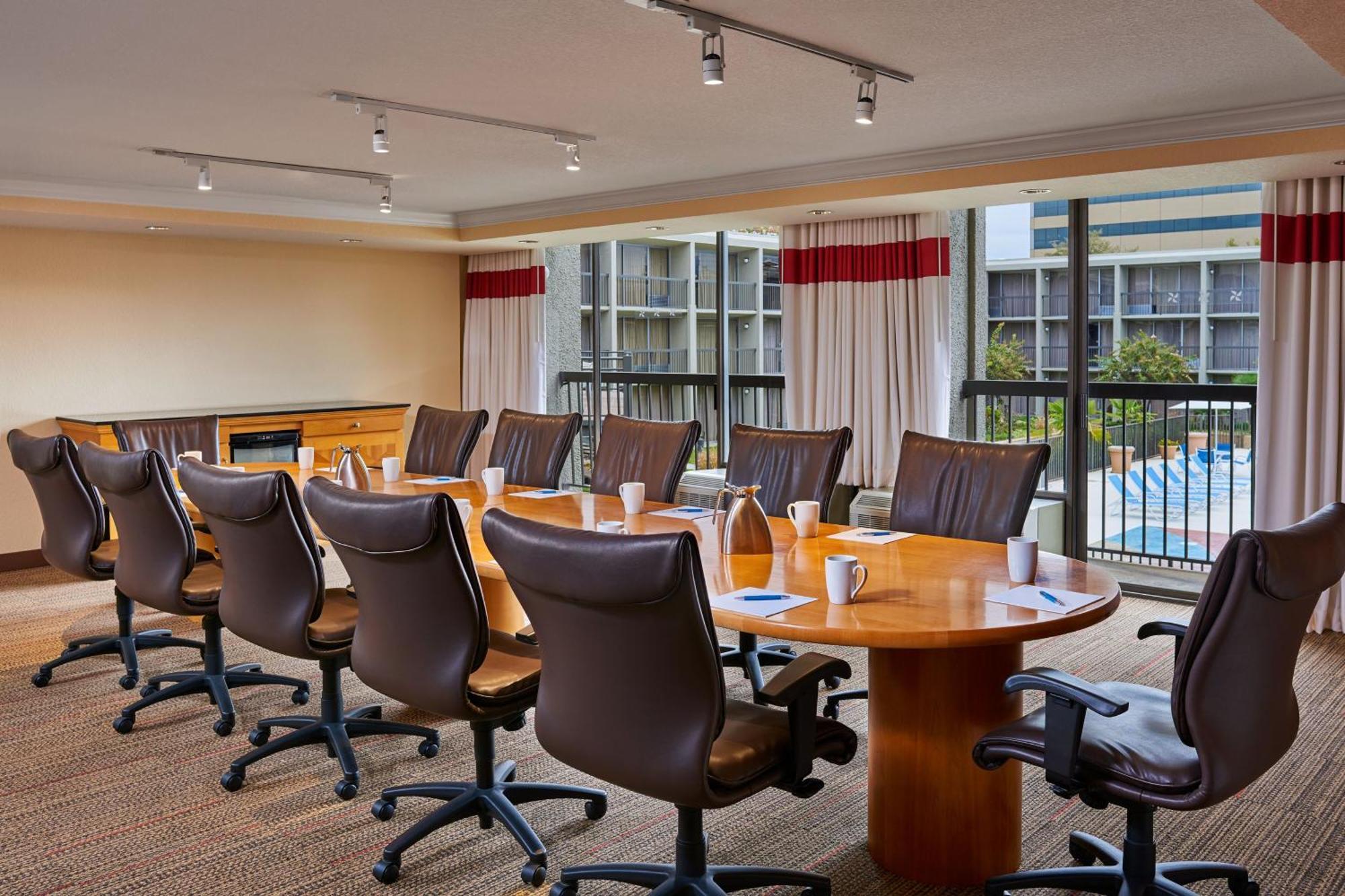 Four Points By Sheraton Little Rock Midtown Bagian luar foto
